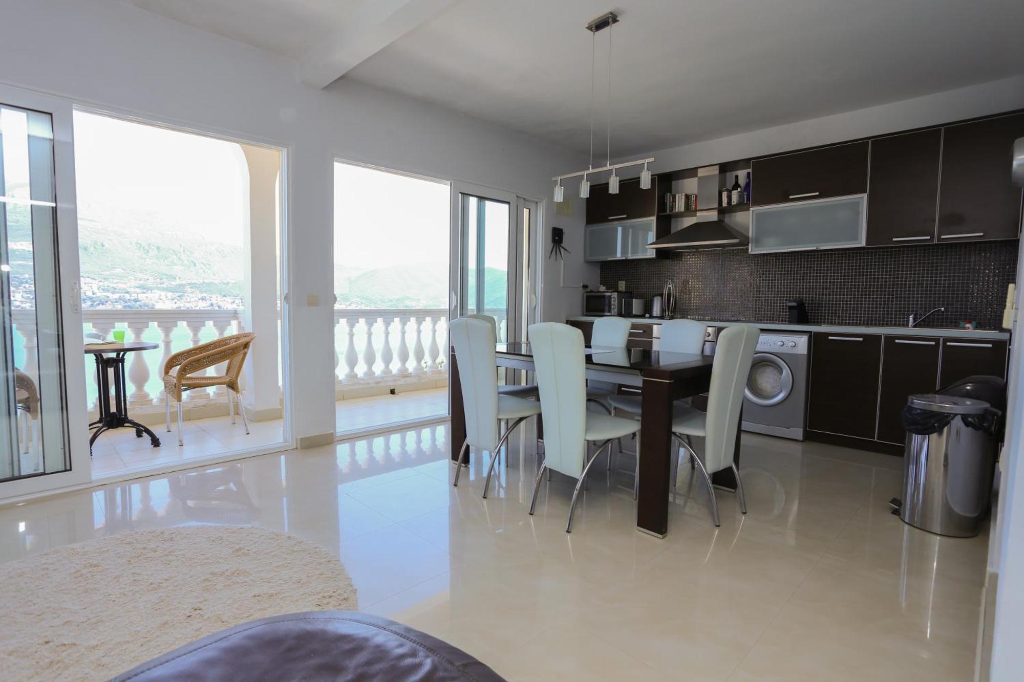 Mountain Bay Views Apartments Ньївіце Екстер'єр фото