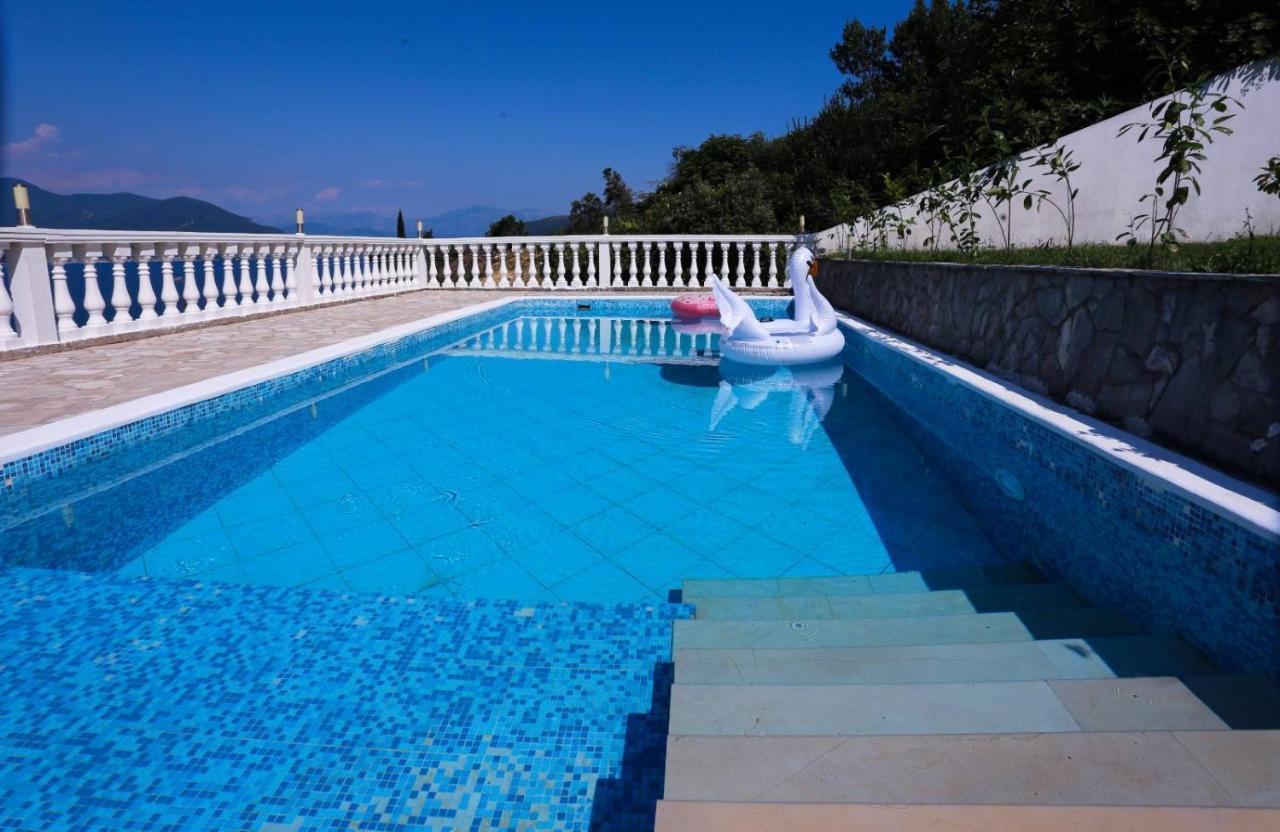 Mountain Bay Views Apartments Ньївіце Екстер'єр фото