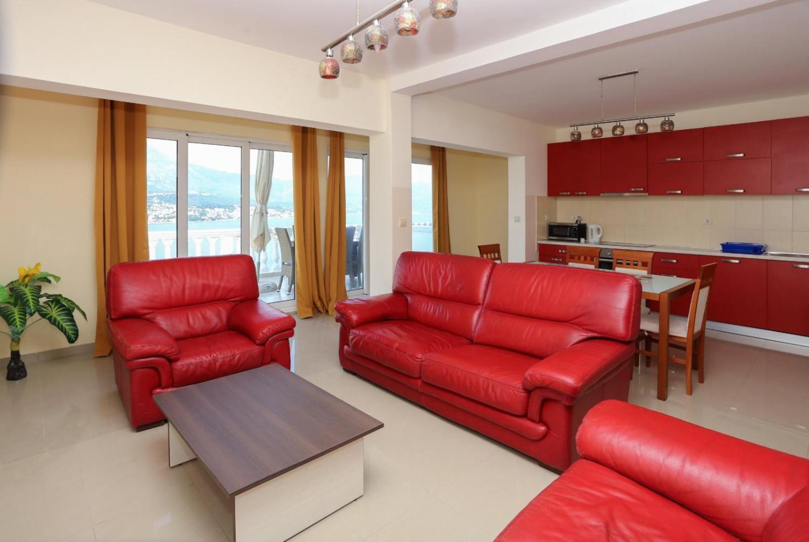 Mountain Bay Views Apartments Ньївіце Екстер'єр фото