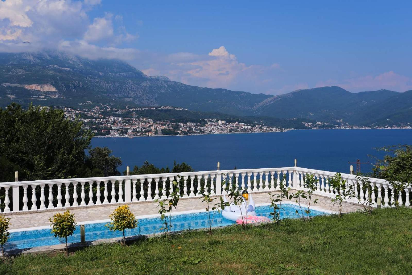 Mountain Bay Views Apartments Ньївіце Екстер'єр фото